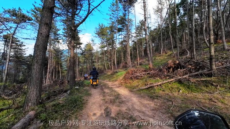 翼城深王沟秘境线路风景与路况 (9)