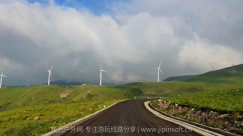 沁源芊林背-花坡风景区穿越-太岳山高山林道与草甸
